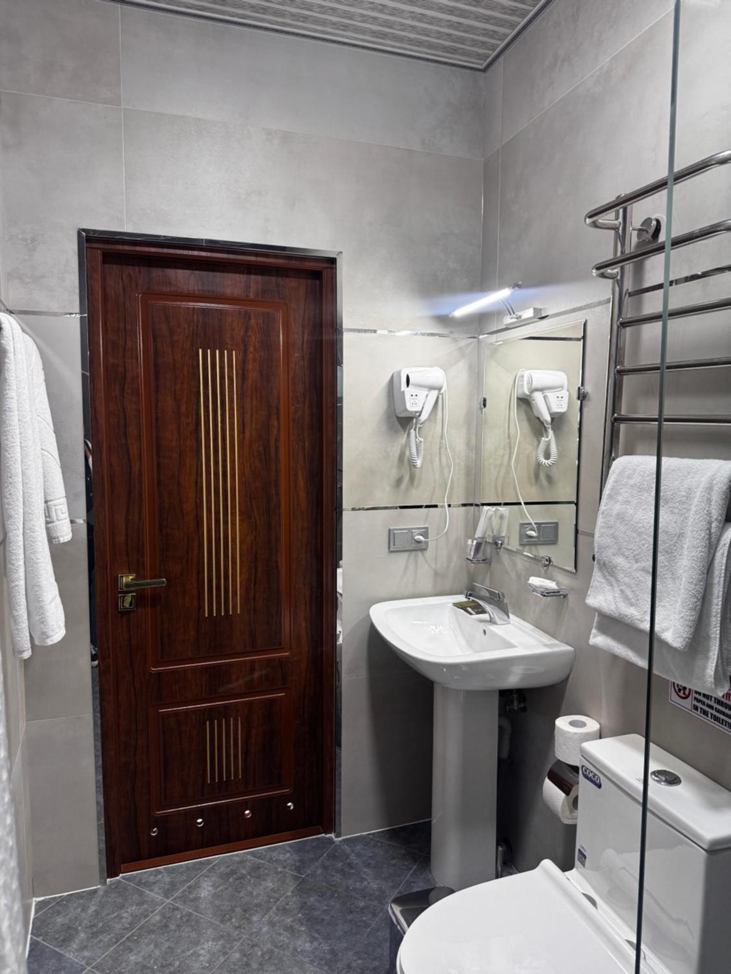 Salomat Guest House Semerkant Dış mekan fotoğraf