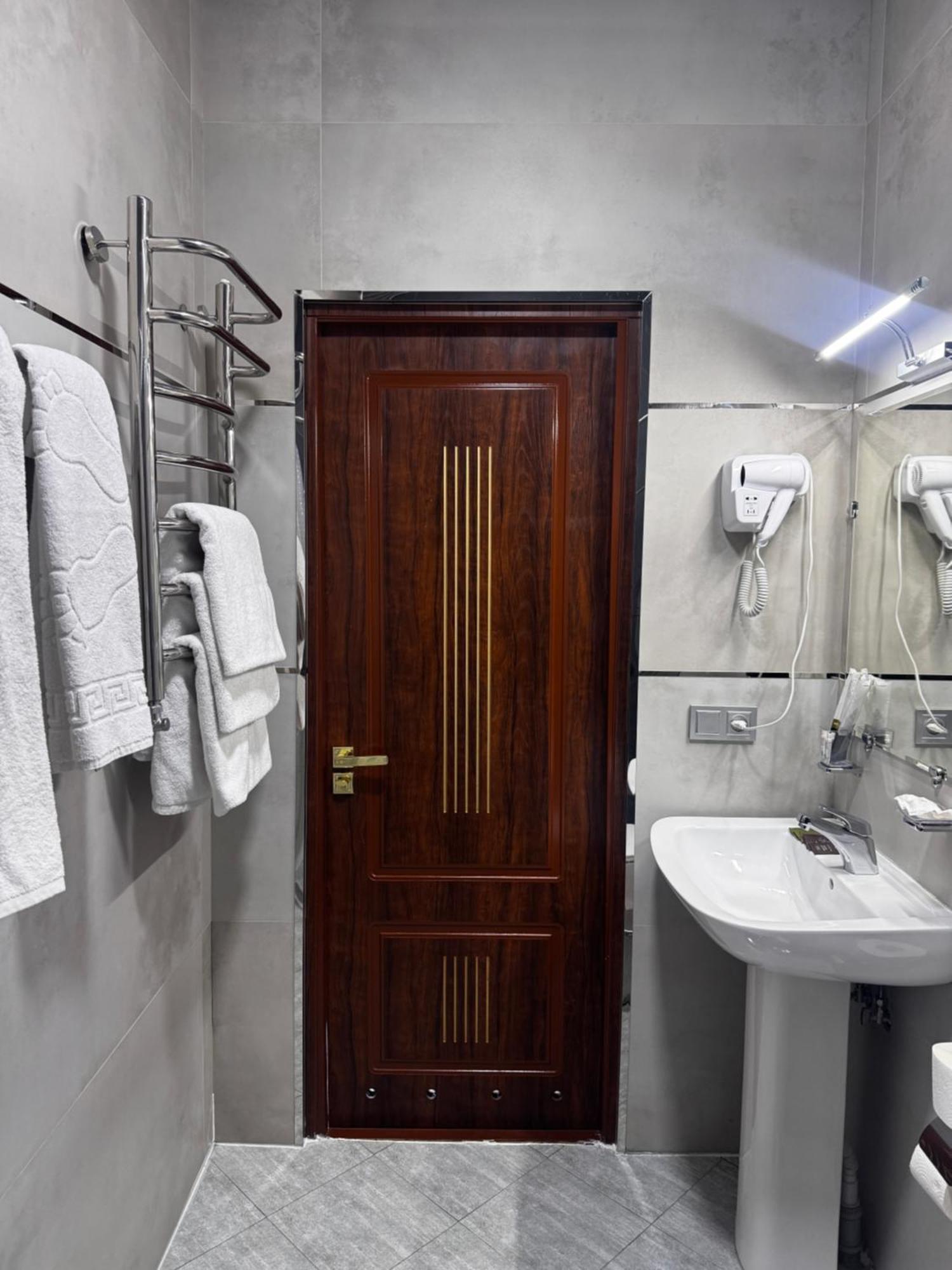 Salomat Guest House Semerkant Dış mekan fotoğraf